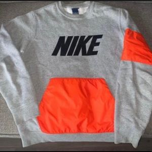 Men’s Nike Sweatshirt